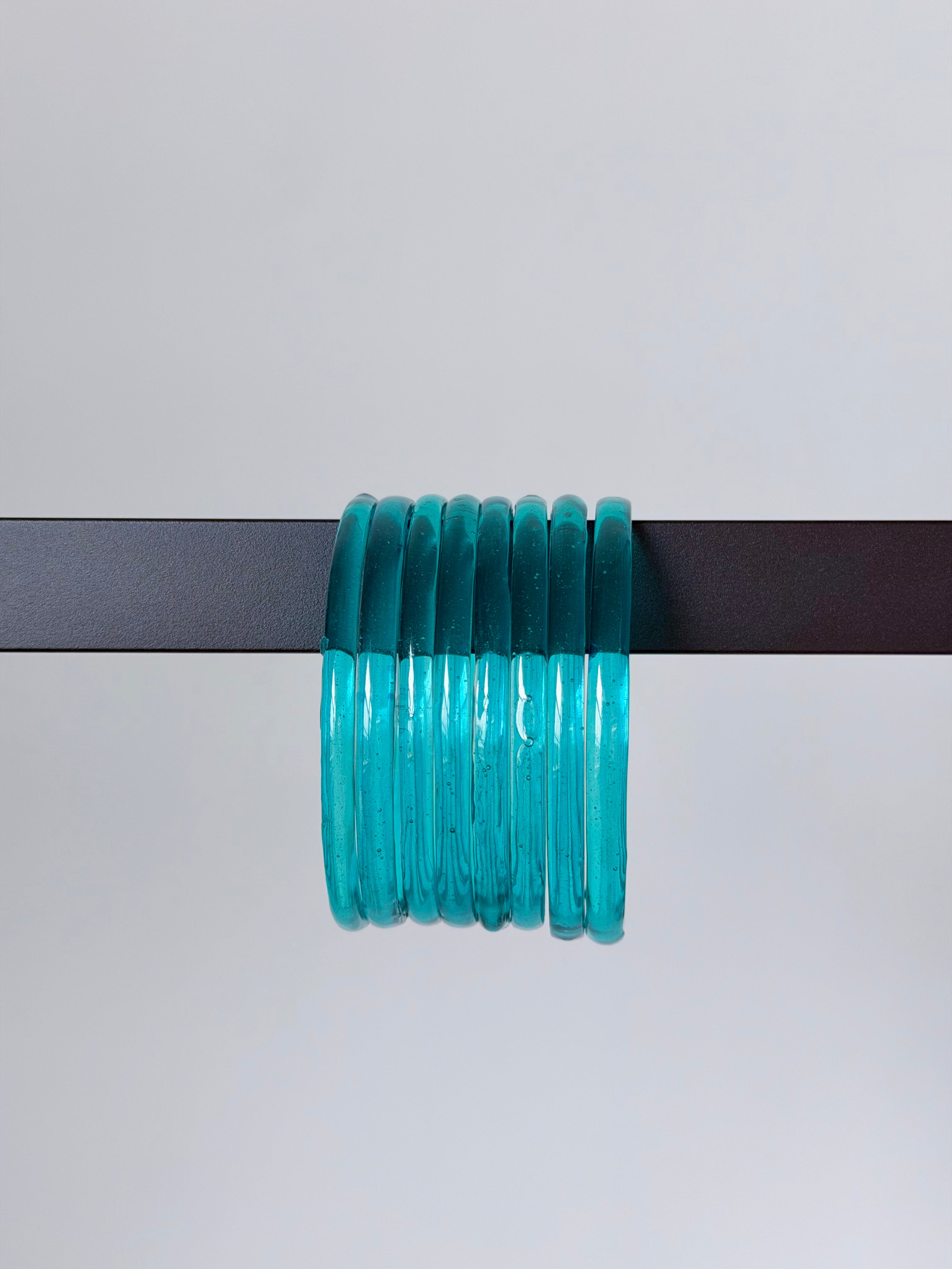 Trending Viral Jelly Bangles – Colorful, Lightweight & Stackable 8 pcs