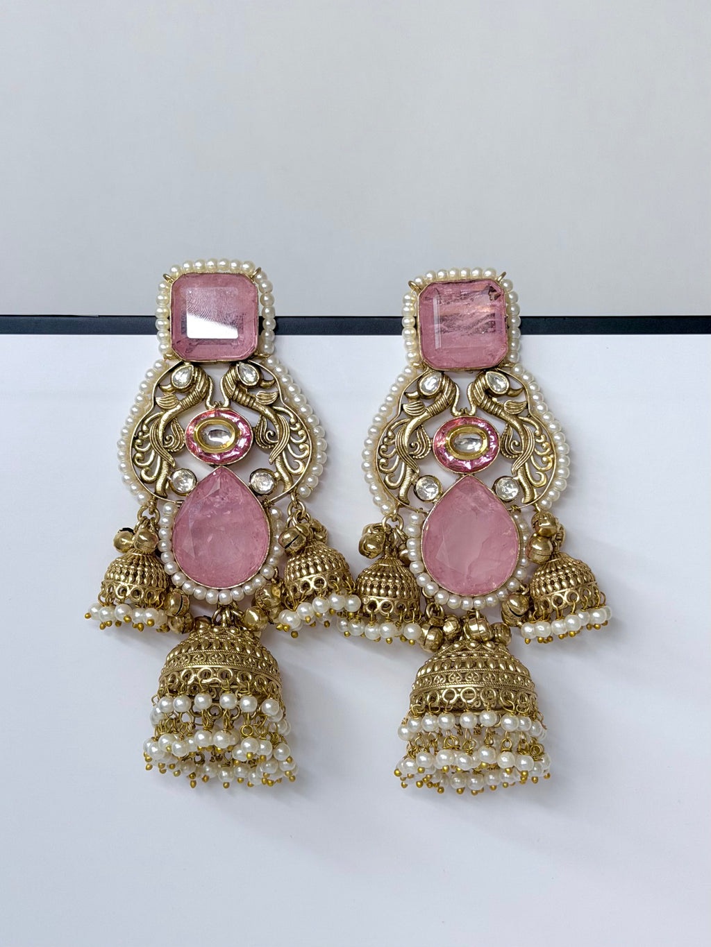 Trending Mrinal Kashmiri Jhumka