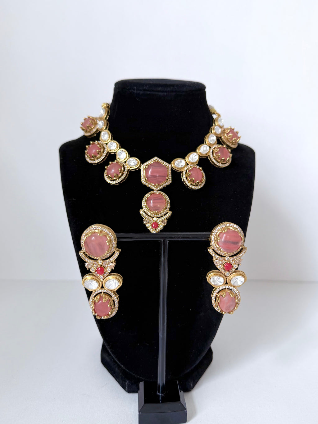 Sabya inspired Aria Necklace set with Earrings