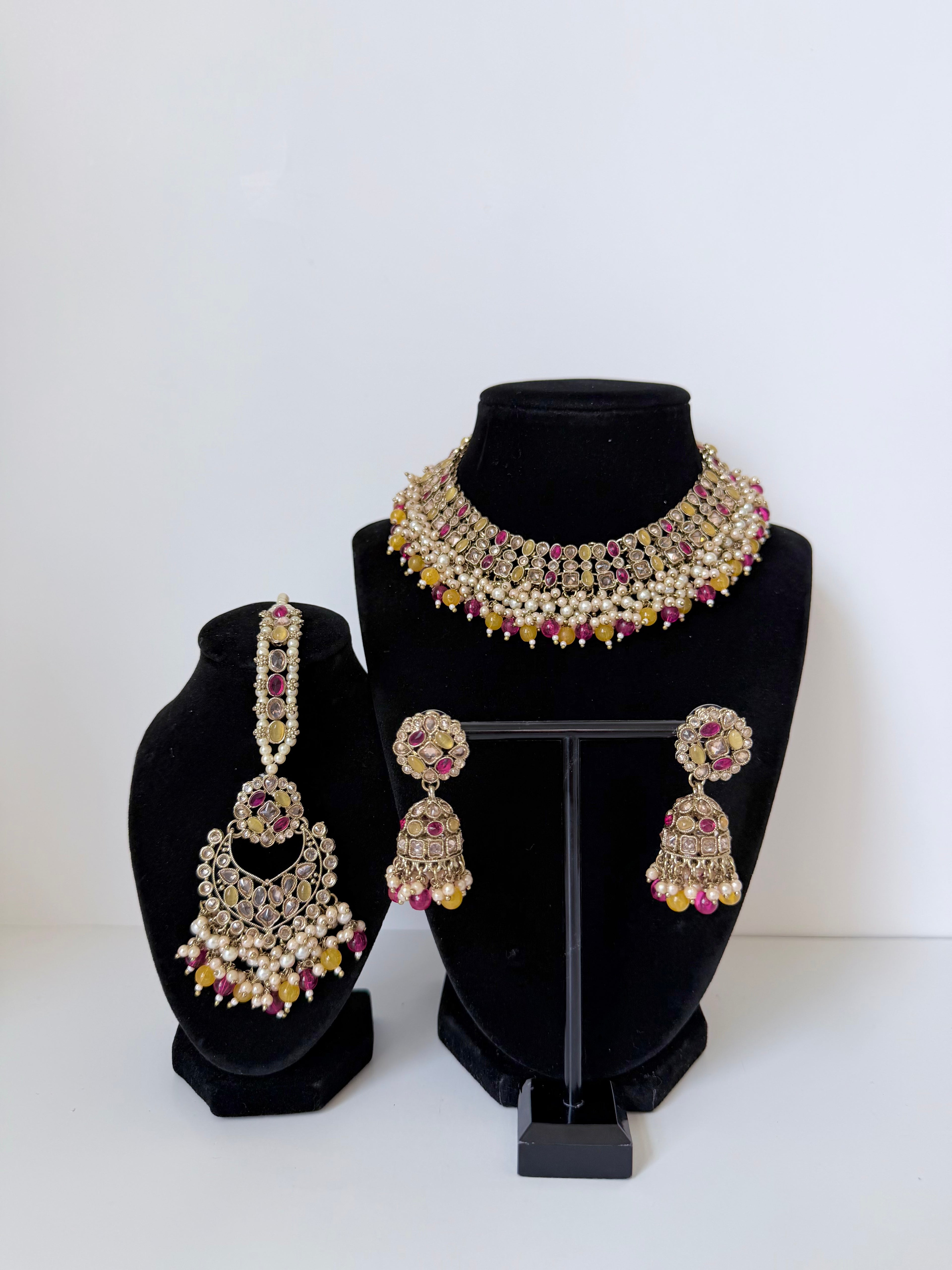 Bollywood Polki Pratha Necklace Set with Jhumka and Mangtika