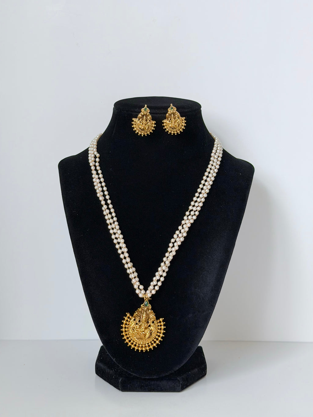 Kaveri Traditional South Indian Necklace with Jhumka