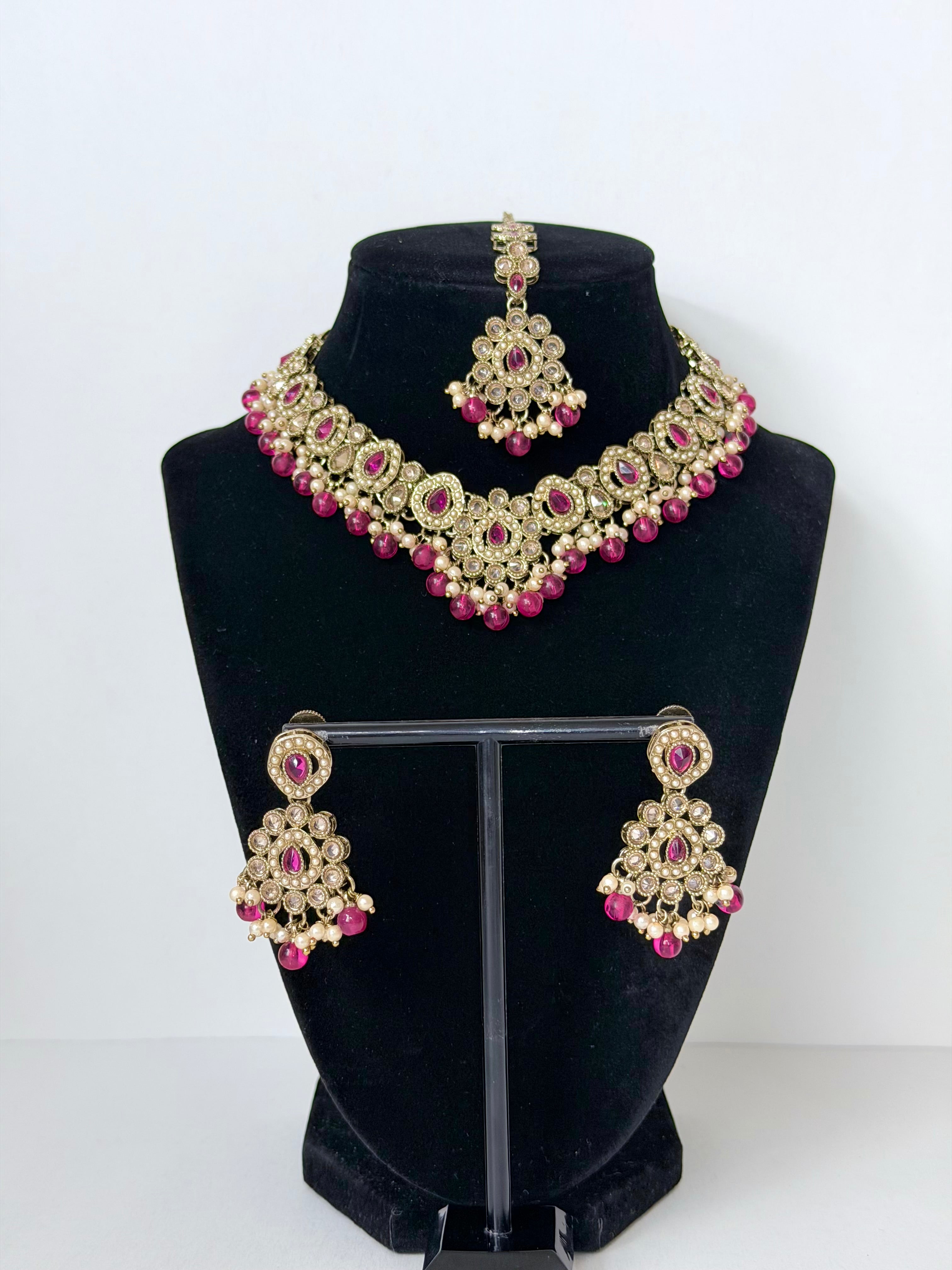 Bollywood Polki Ira Necklace with Earrings and Mangtika