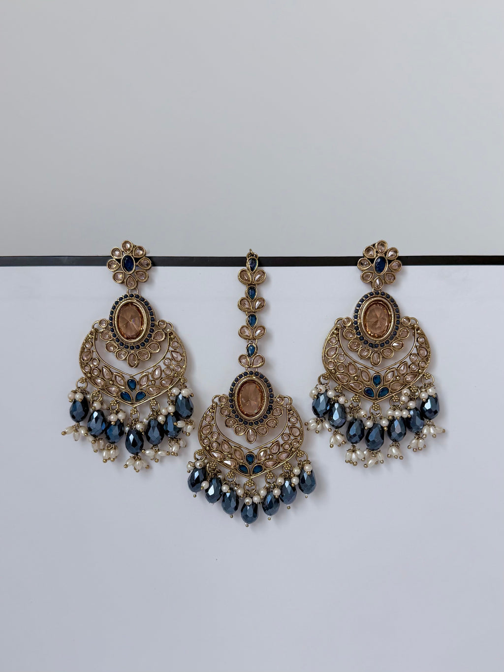 Desi Mohini Pollki Earring and Tikka Set