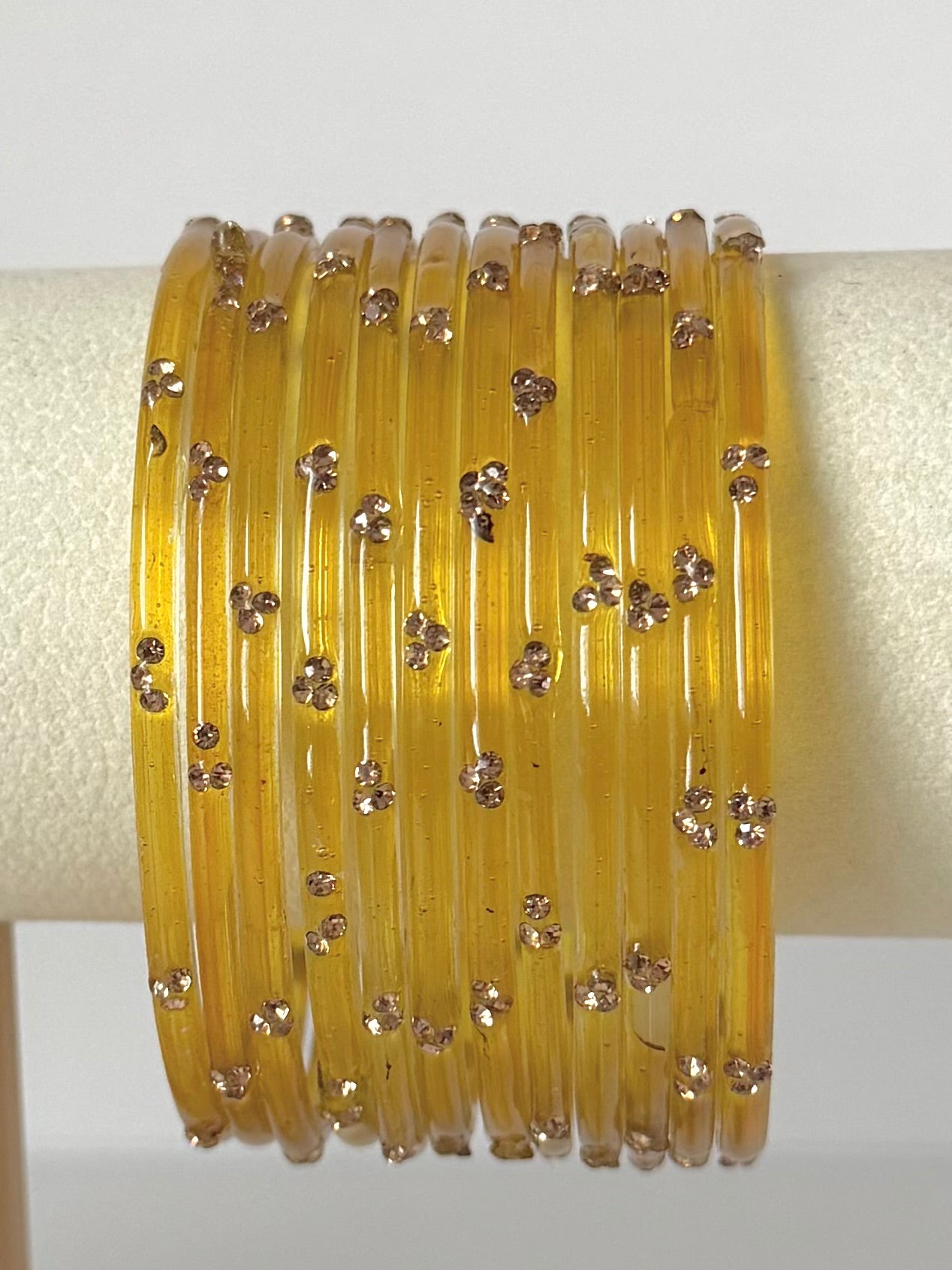 Trending Viral Glass Bangles - Colorful Glass Bangles for All Occasions 12 pcs
