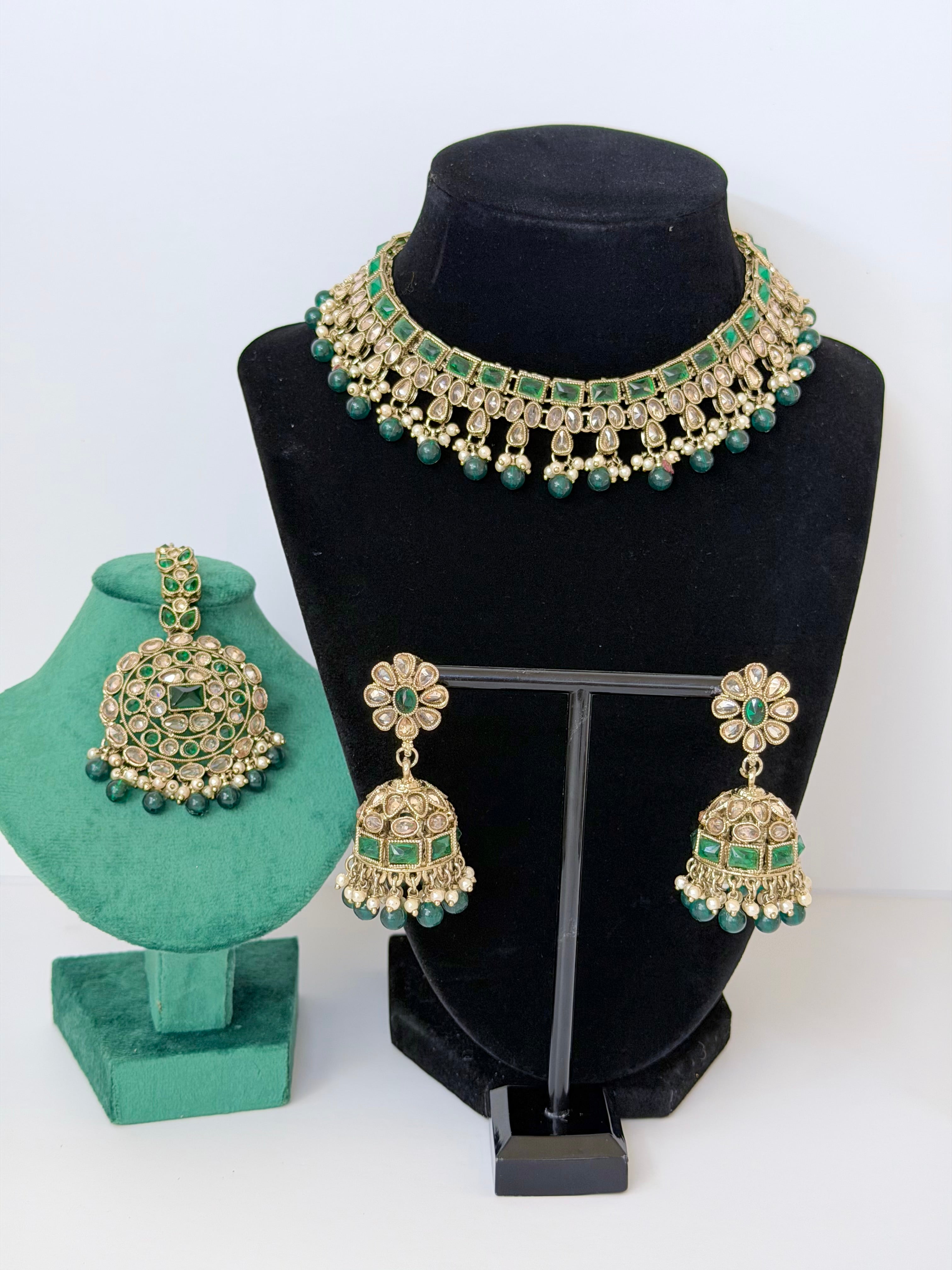 Bollywood Lightweight Polki Juhi Necklace Set with Jhumka and Mangtika