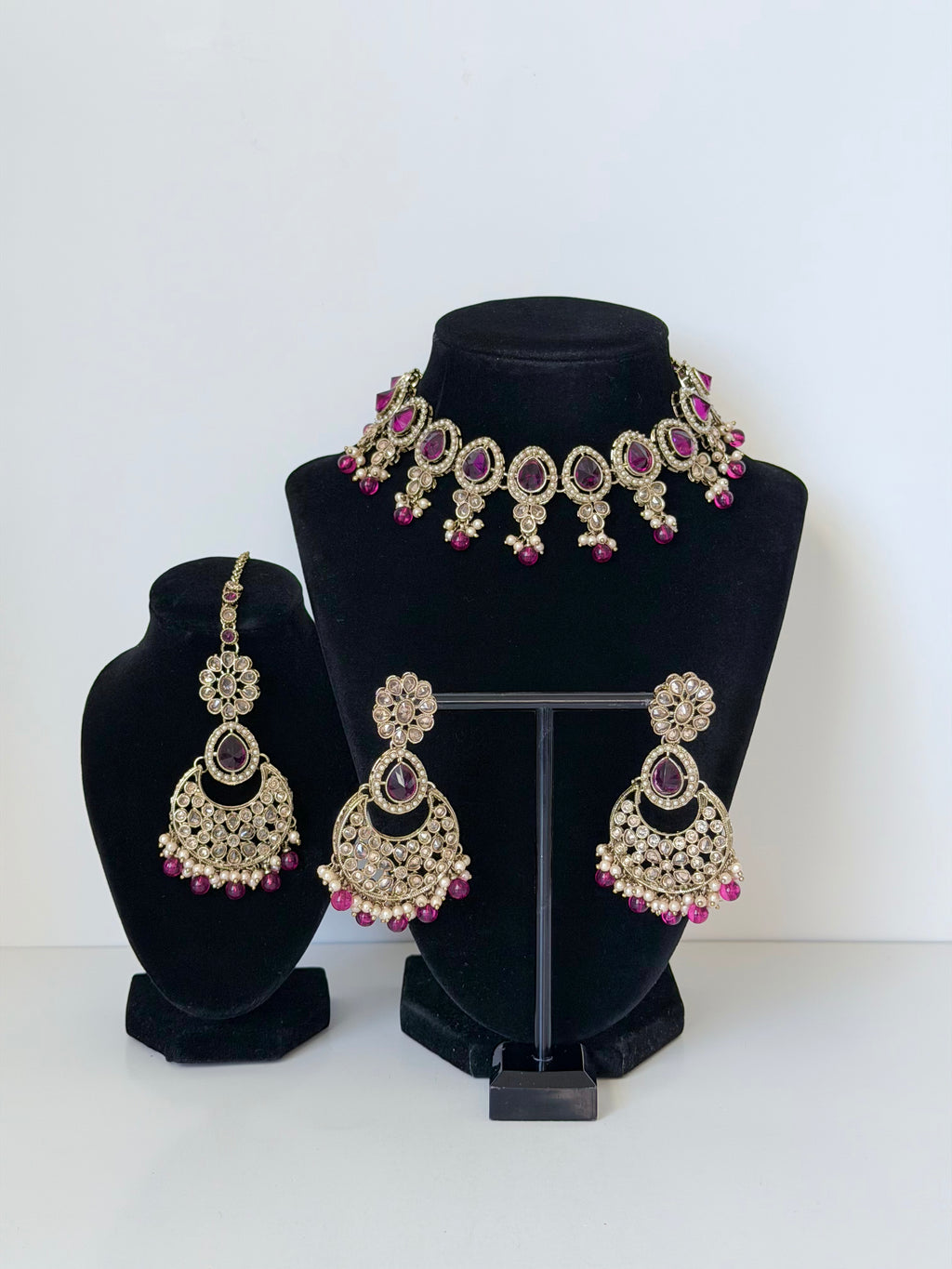 Bollywood Pihu Necklace Set with Earrings and Tikka