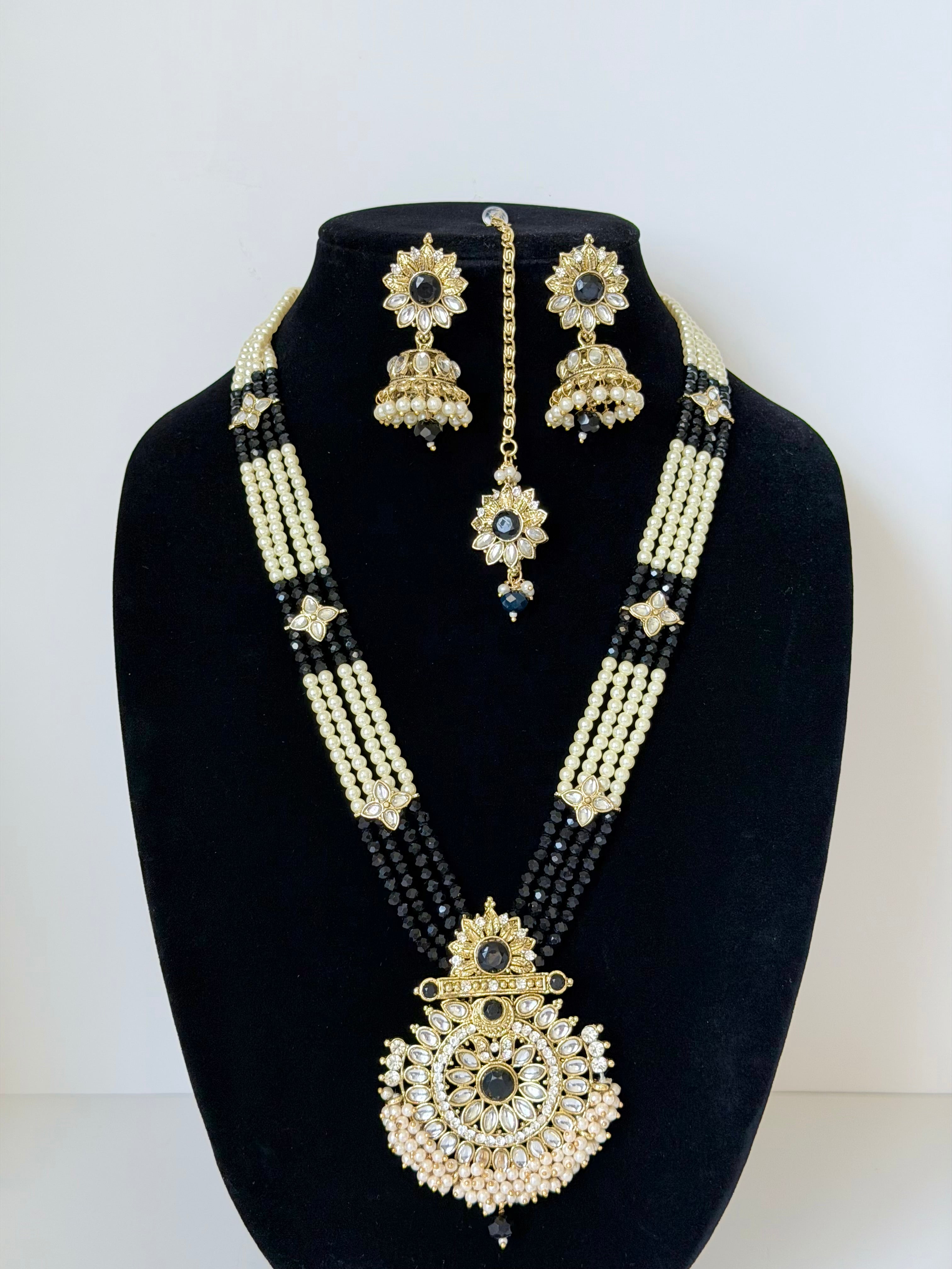 Bollywood Sadia Kundan Mala Set with Jhumka and Mangtika
