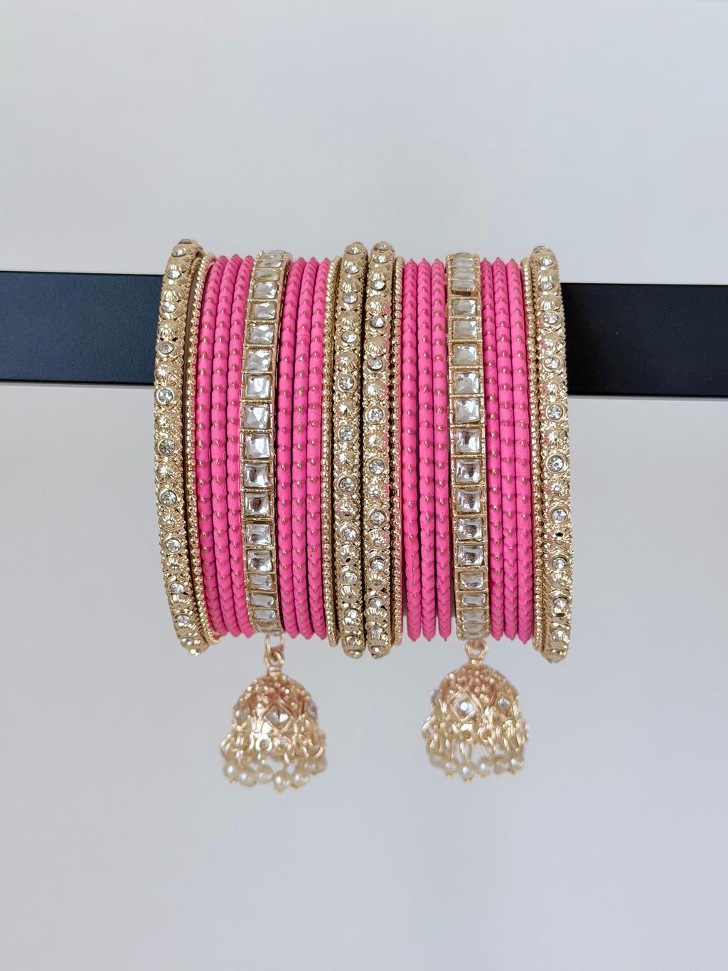 Vanya Bangles Set Size 2.10