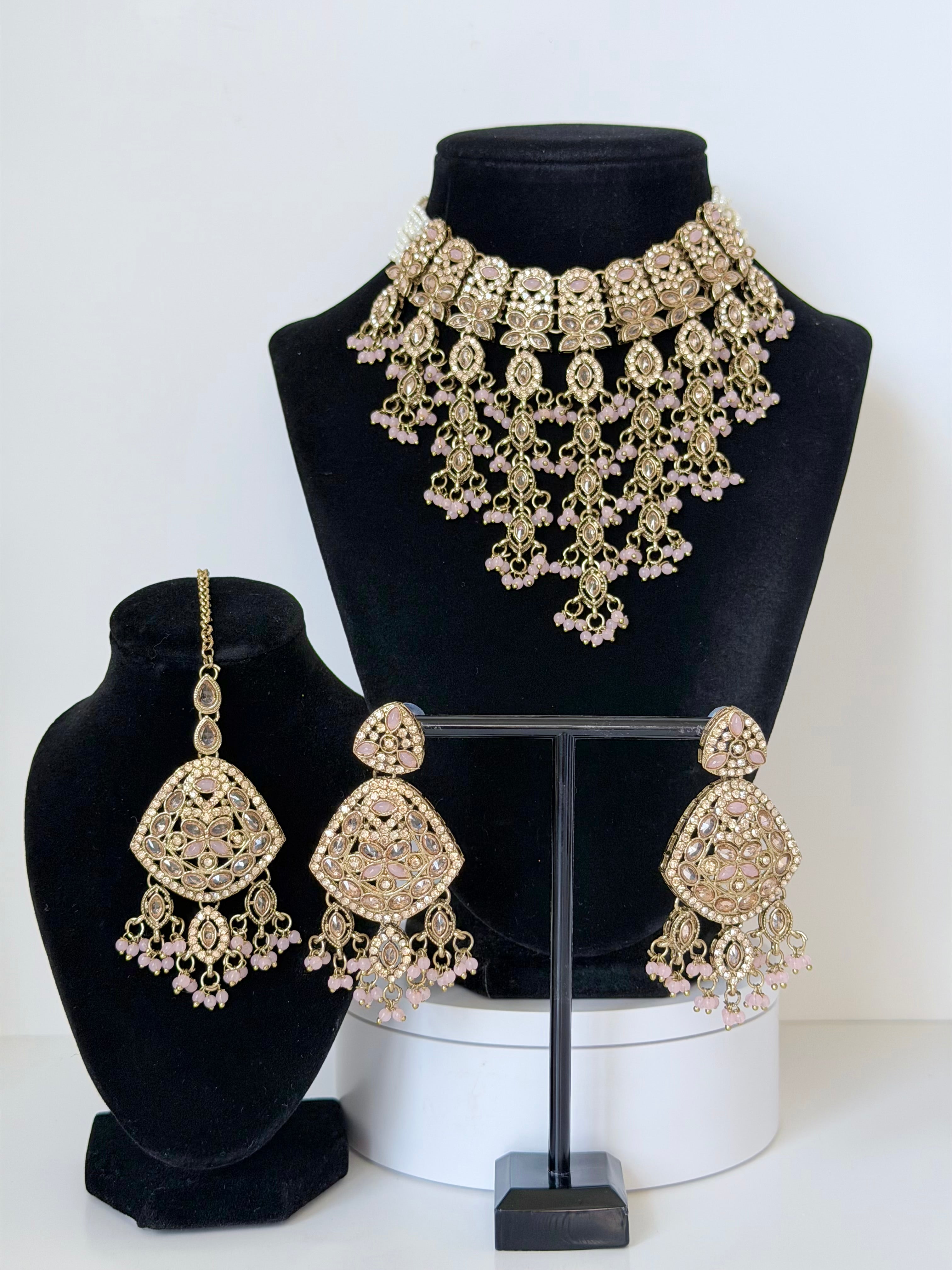 Jhalak Polki Waterfall Necklace set with Earrings and Mangtika