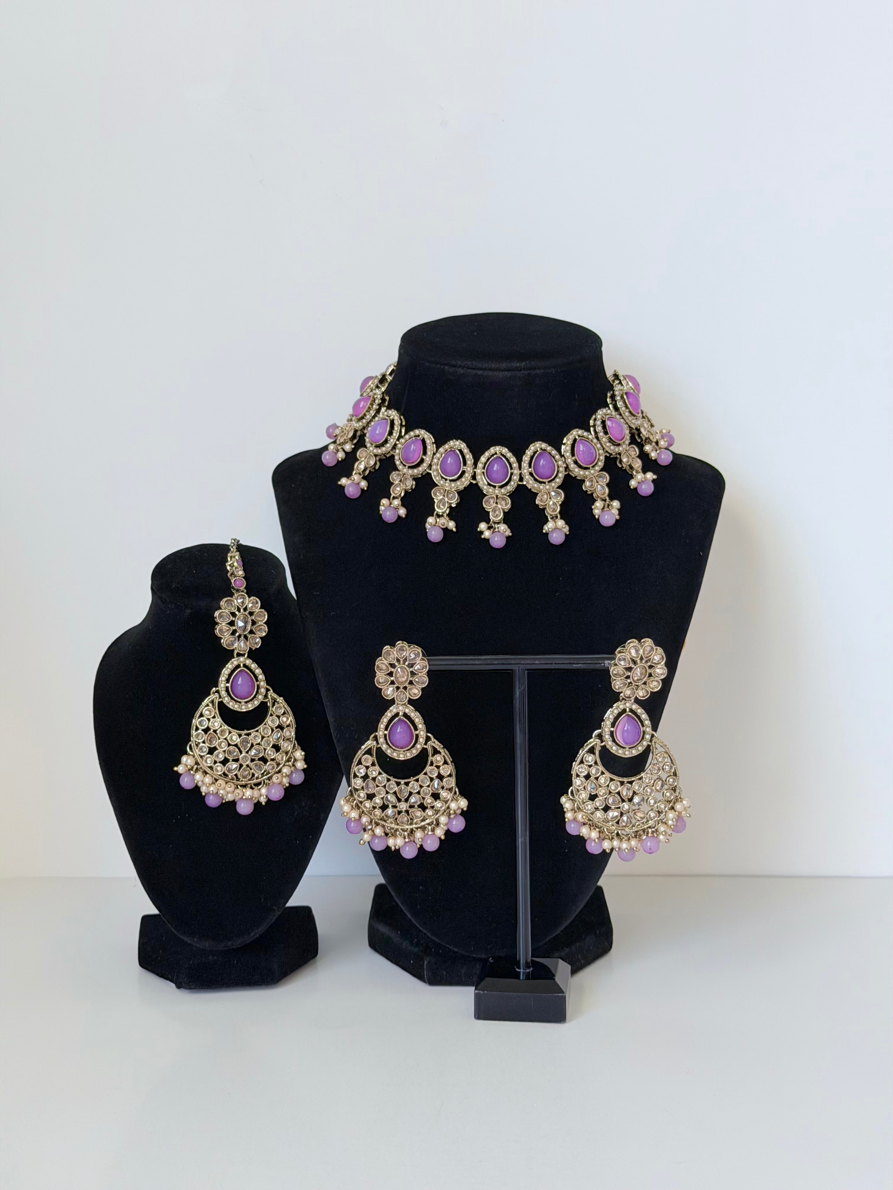 Bollywood Pihu Necklace Set with Earrings and Tikka