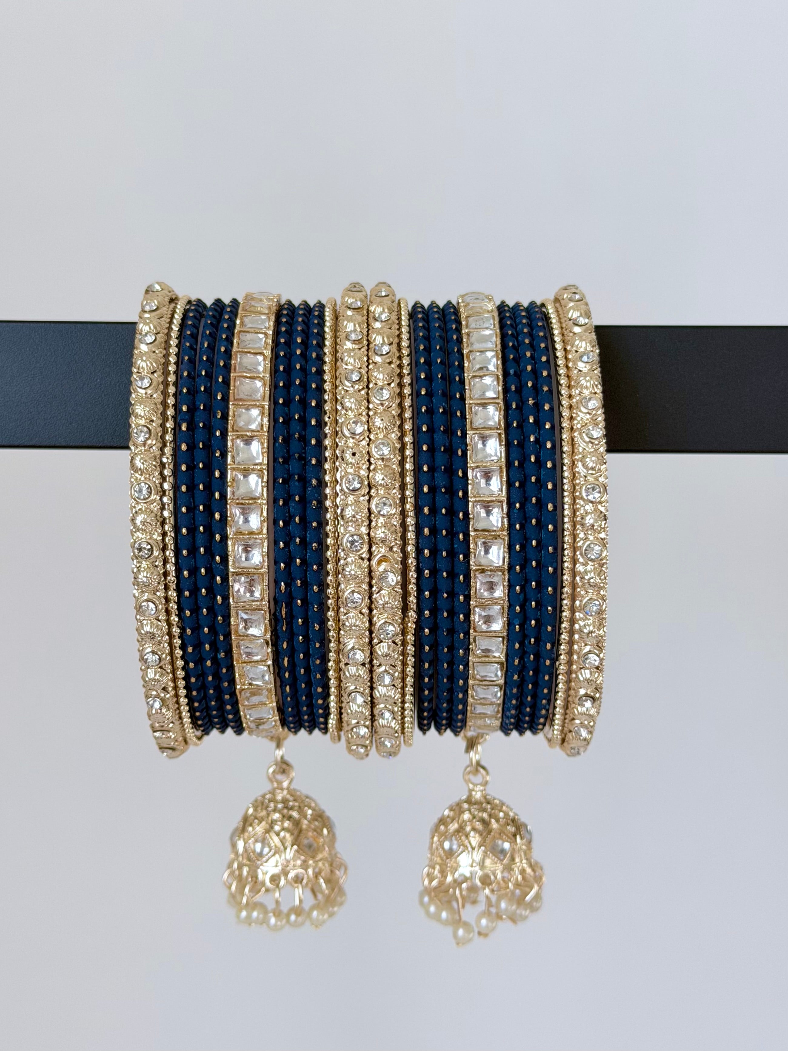 Vanya Bangles Set Size 2.10