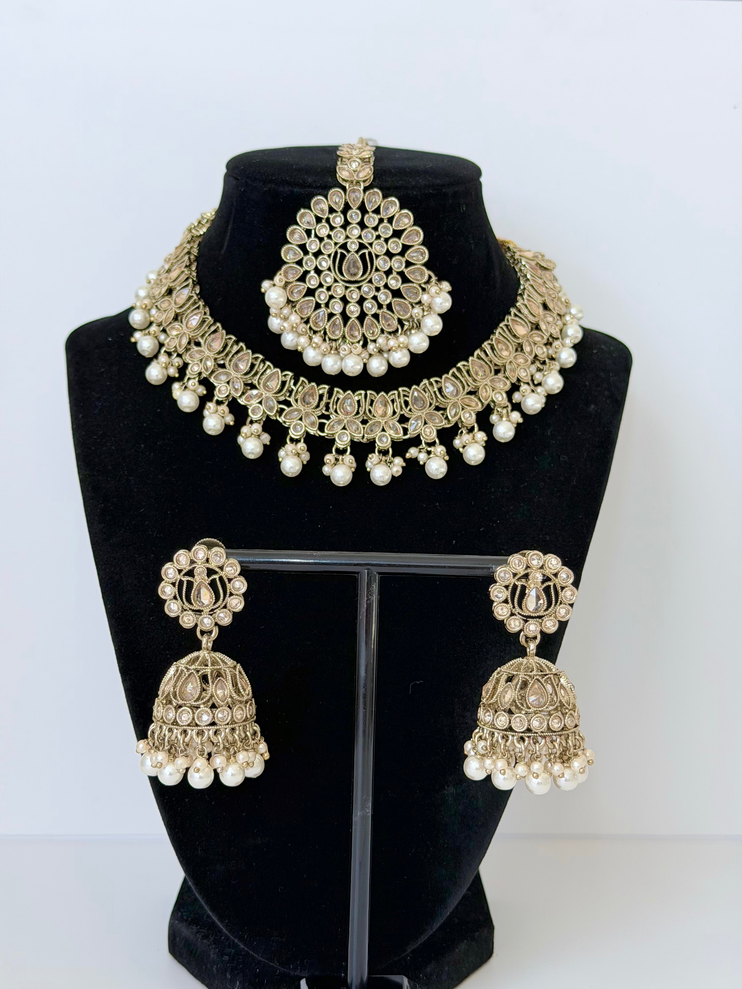 Bollywood Polki Kamal Aura Necklace Set with Jhumka and Mangtika