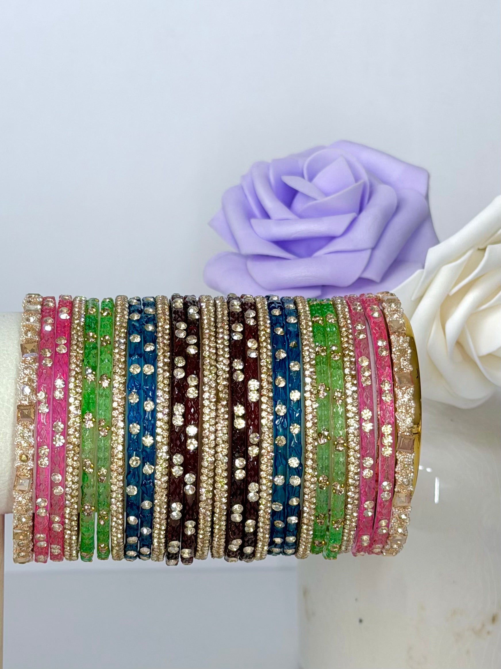 Trending Sajni Glass Bangles Set