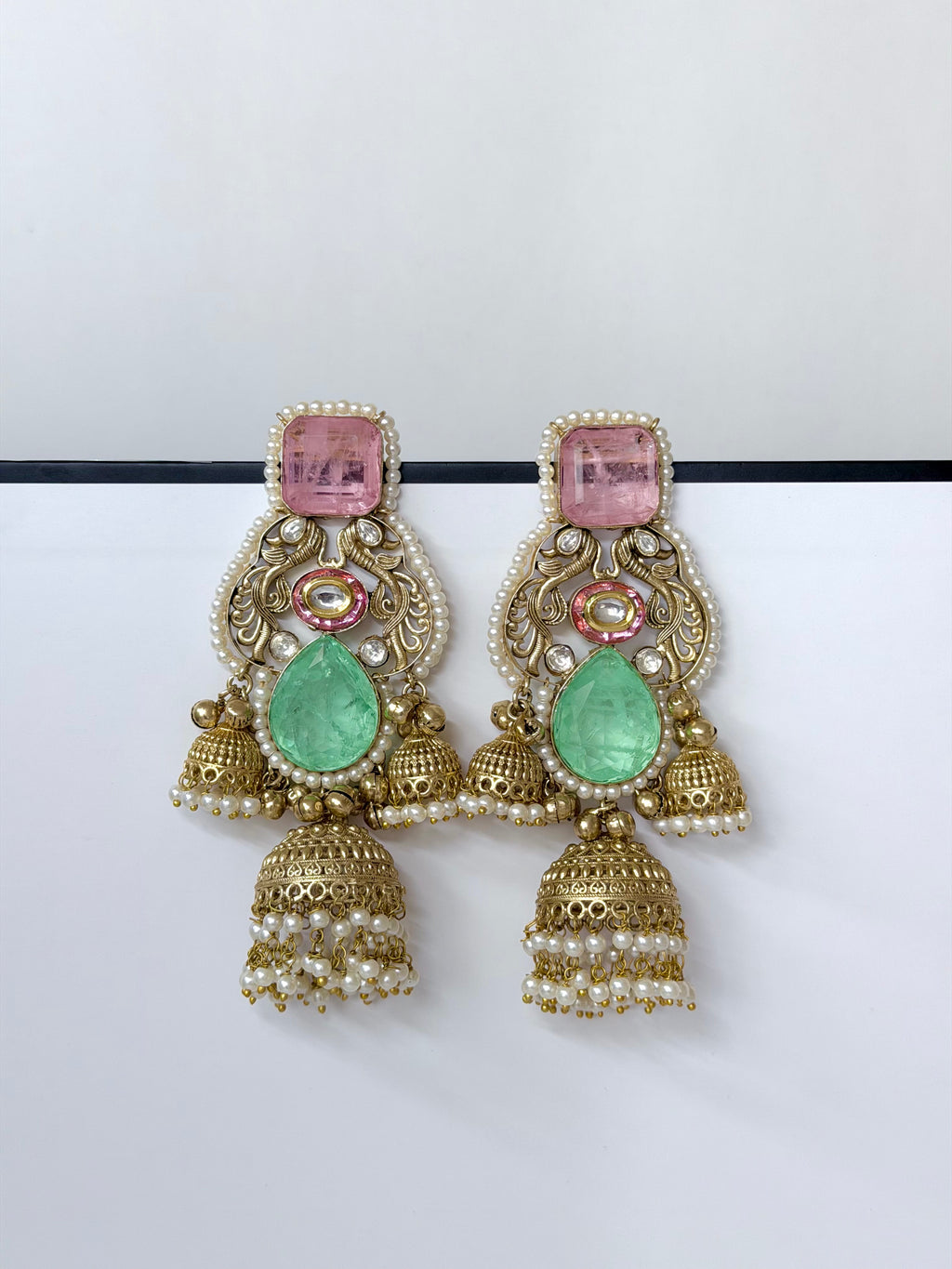 Trending Mrinal Kashmiri Jhumka