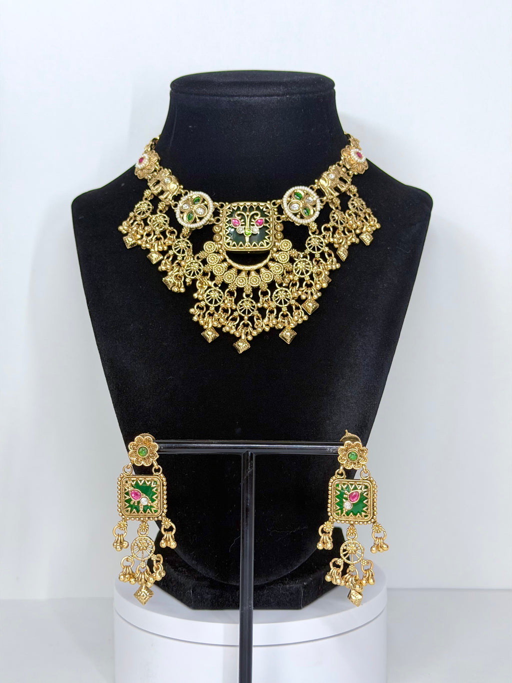Heritage Collections Necklace Set with Earrings