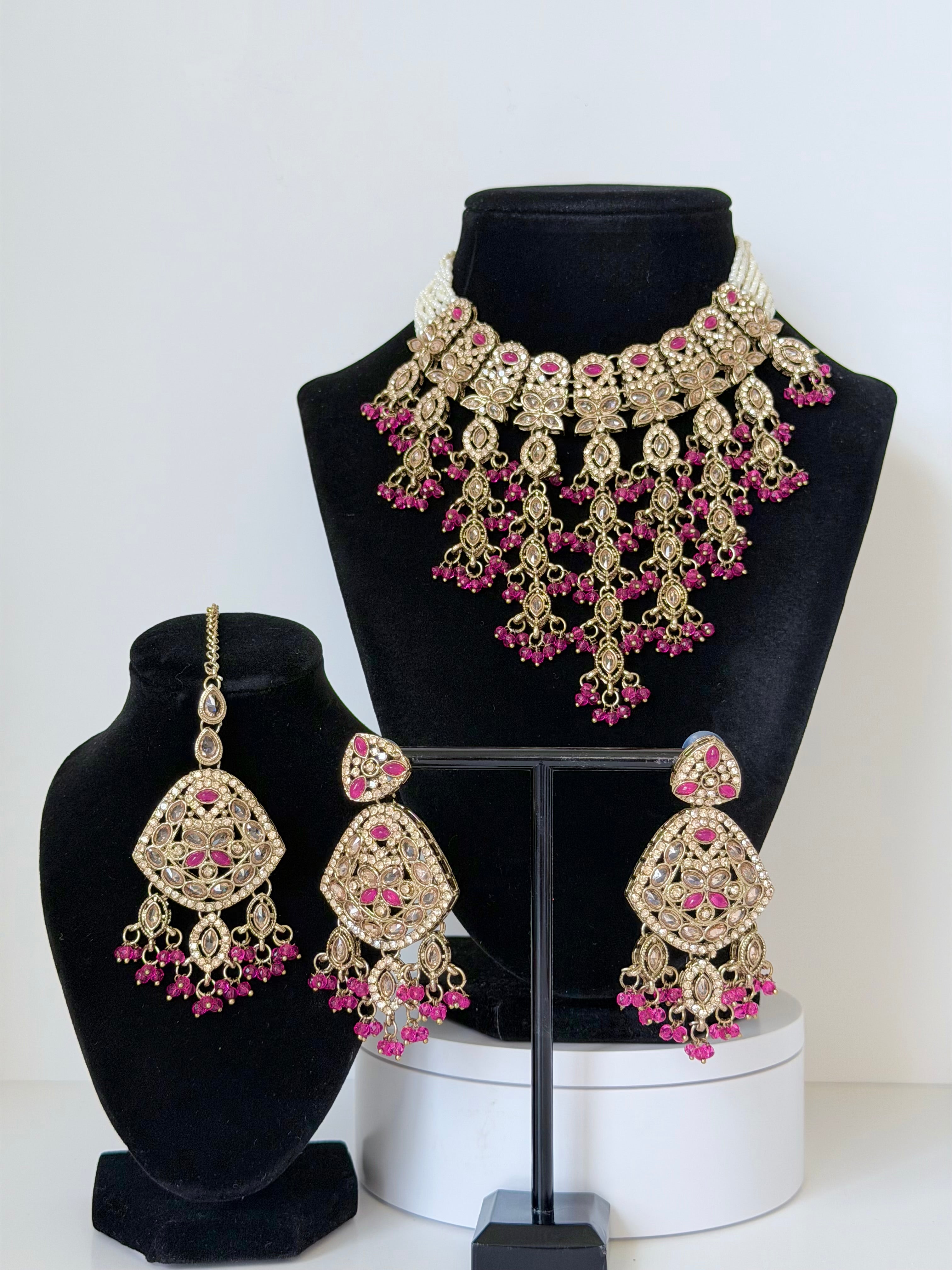 Jhalak Polki Waterfall Necklace set with Earrings and Mangtika