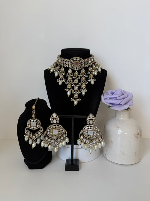Bollywood Gunjan Mirror work Waterfall Necklace set with Earrings and MangTika