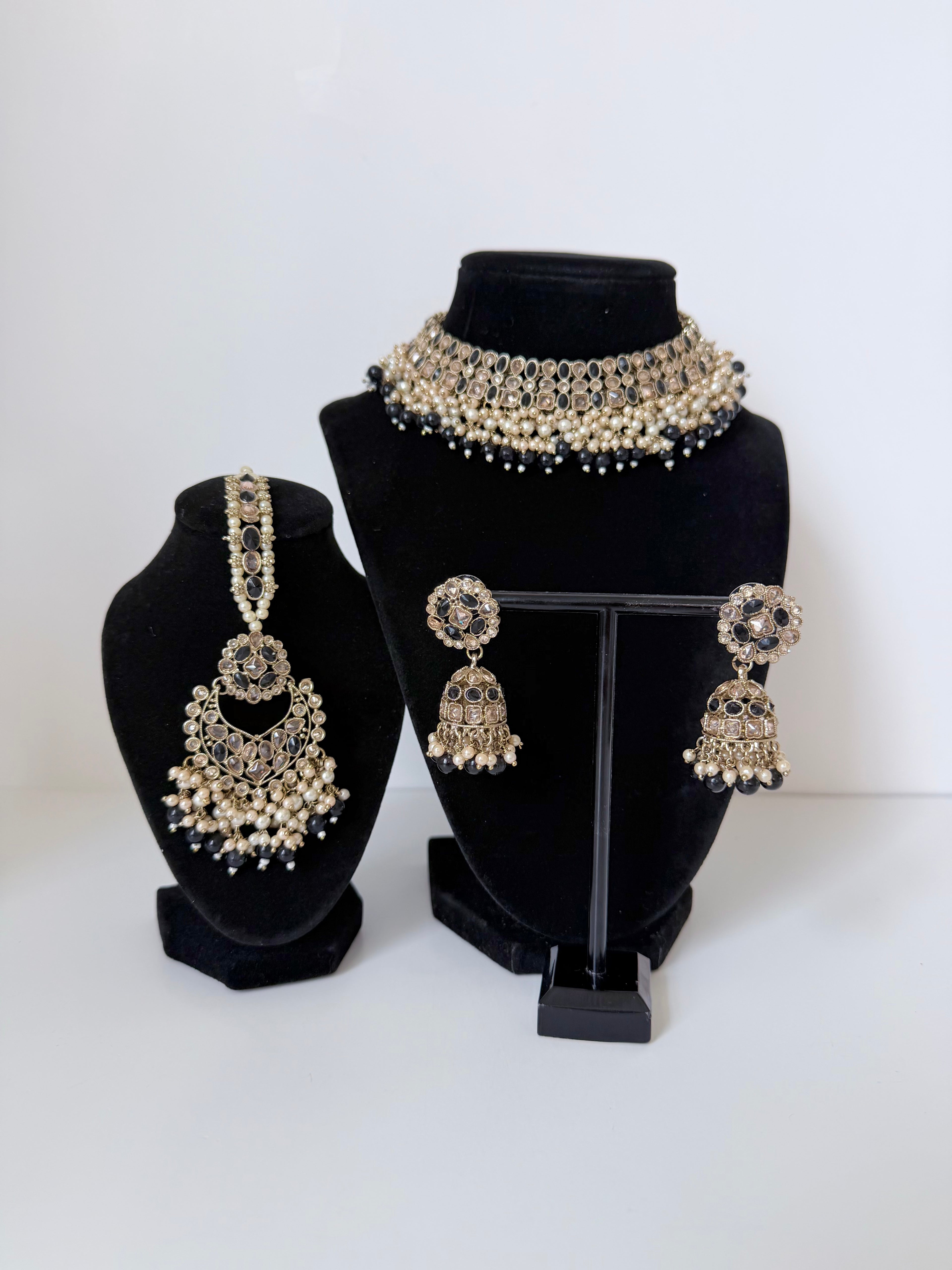 Bollywood Polki Pratha Necklace Set with Jhumka and Mangtika