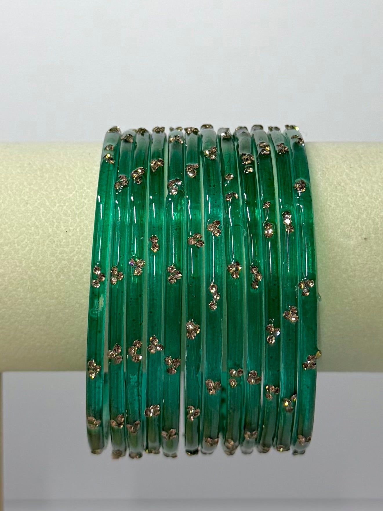 Trending Viral Glass Bangles - Colorful Glass Bangles for All Occasions 12 pcs