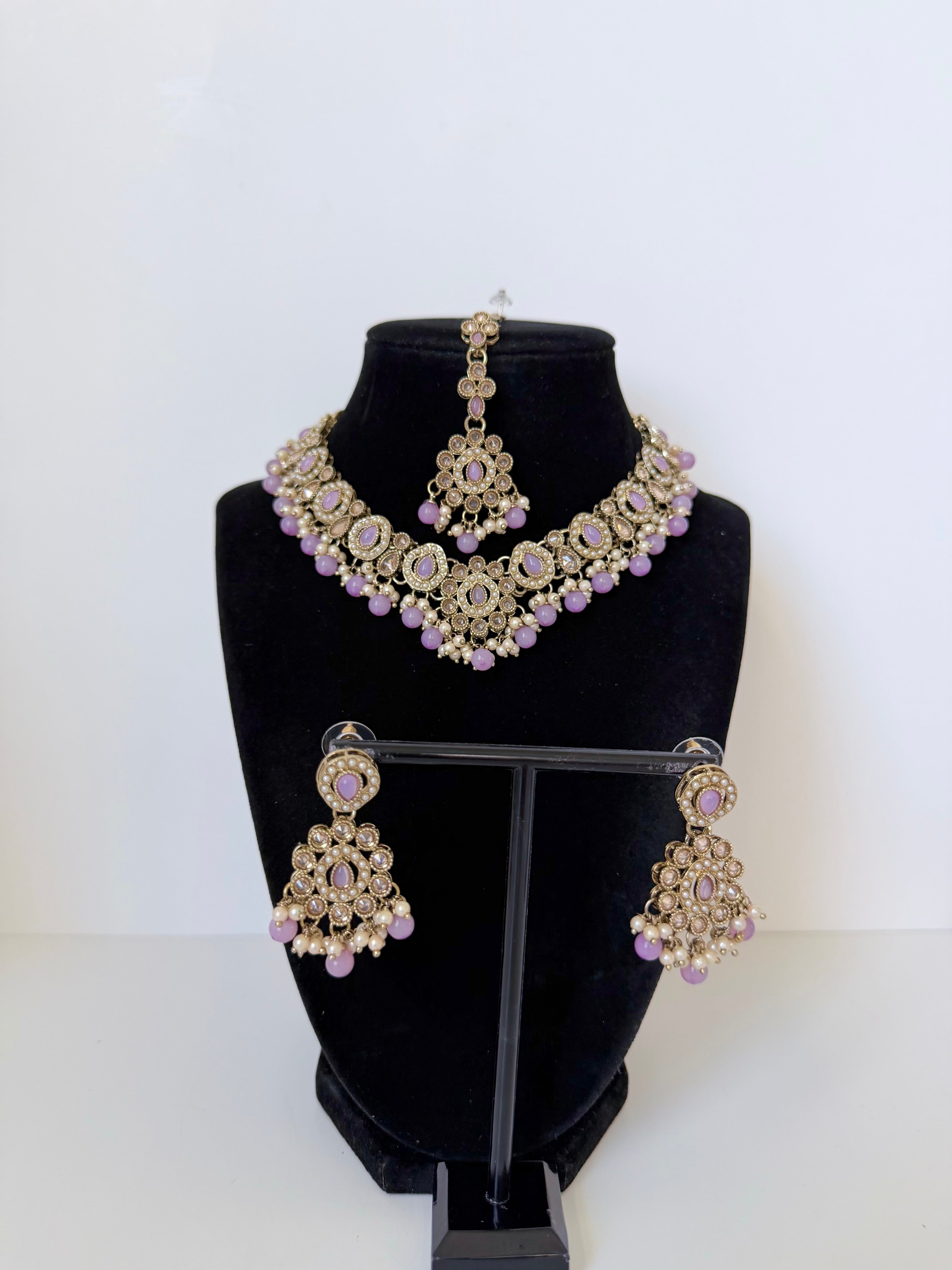 Bollywood Polki Ira Necklace with Earrings and Mangtika