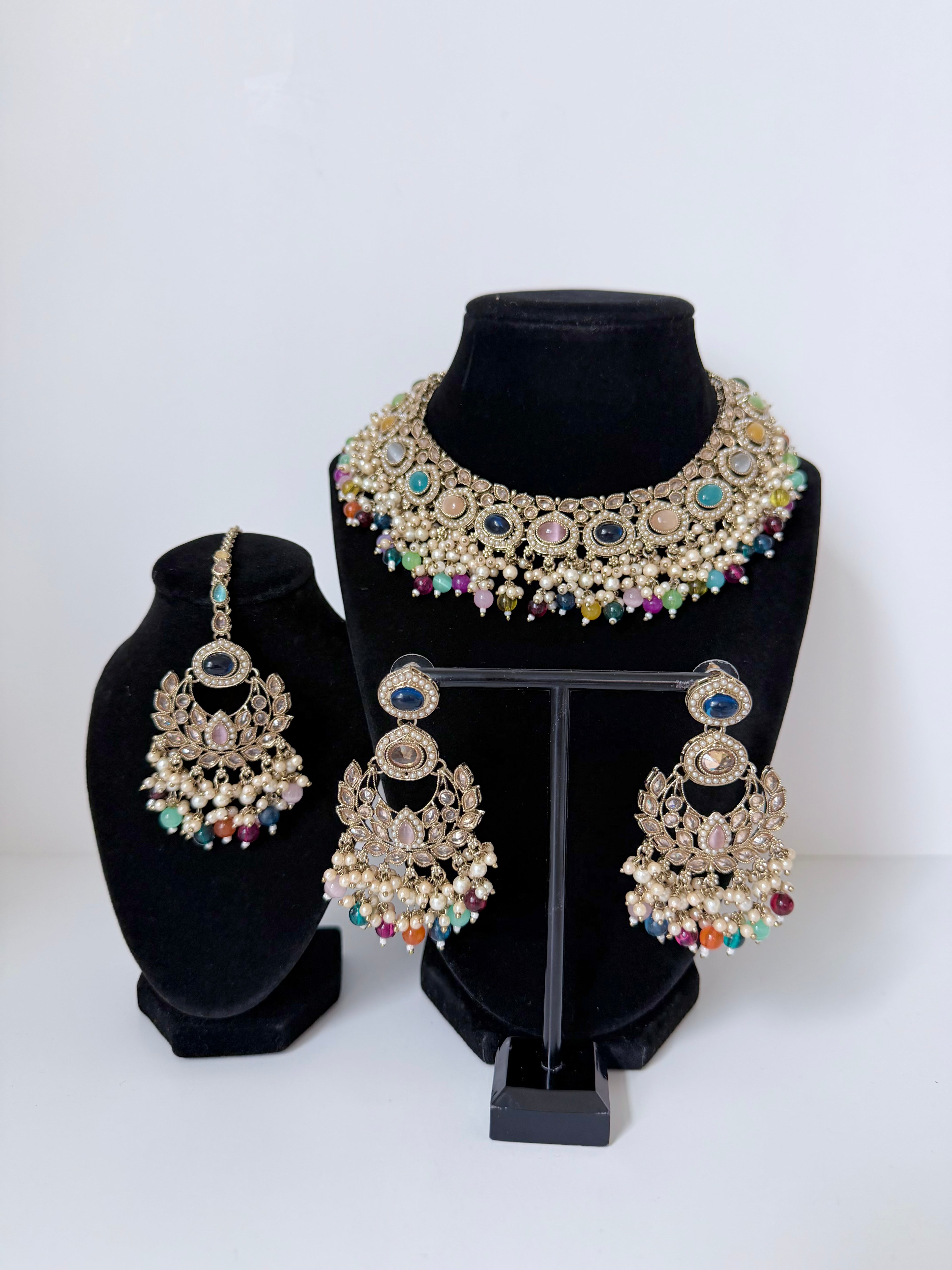 Bollywood Polki Azmira Lightweight Necklace set with Earrings and Tikka